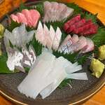 魚虎 - 抜群の刺し盛り