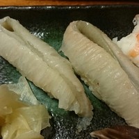 鮨松榮 - 平目縁側 一本使い