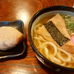 くさまや - きつねうどん。あげは厚めで食べ応えあります。