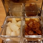 アジョワン - らっきょうと福神漬けが嬉しい。