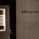 くろ﨑 - ビル地下2階