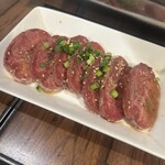 肉盛ホルモン - 