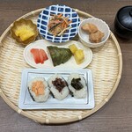 発酵喫茶とお食事処 まんまる村 - 