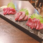 会津馬刺し 博多もつ鍋 しょうちゃん - 