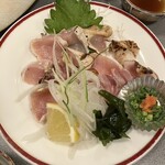 大衆割烹 ひかり - 赤鶏のたたき980円