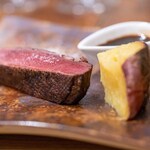 HAGI - 2026.1 マガモ薪焼き いわき産サツマイモ カワムラフウセンタケ ナツハゼ5年熟成ソース 塩