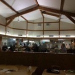 くるるの杜 農村レストラン - 【2014年12月】バイキング開始、まだ全員入れてない状態。