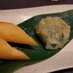 華都飯店 - フカヒレ入り春巻き　ニラ饅頭