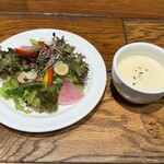 サロン ブッチャーアンドビア - サラダとスープ
