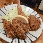とんかつ専門店かつ屋 - 