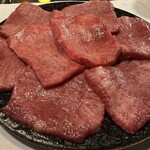 お肉屋 けいすけ 三男坊 - 