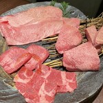 本町肉倶楽部 tongue be - 