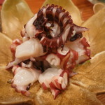 鮨匠 のむら - 鹿児島のまだこ。包丁を細かく入れて食べやすく。