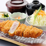 Tonkatsu Kewaike - 国産ロースとんかつ膳（140ｇ）