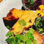 大和の料理店 - 前菜8種盛り合わせ
フリッタータ