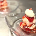 イル コラッツィエーレ - 料理写真:苺ドルチェ