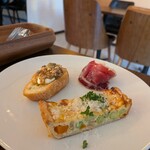 八ヶ岳氷菓店 CAFE&BAR - 