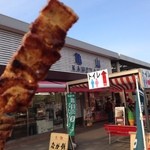 亀山パーキングエリア（上り線）外設売店 - トンテキ串