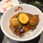 肉や大善 - 分厚い松阪肉サーロインが4枚も！