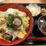 割烹食堂 かいね - 真鱈の親子丼　1380円