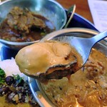 BLOCK HOUSE 水曜カレー - ①牡蠣ナッティ