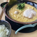 横浜家系ラーメン 麺田 - 醤油ラーメン　味濃いめ