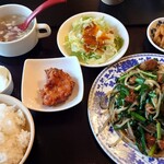 奉天飯店 - ニラレバ炒め：¥1,160