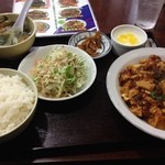 晴々飯店 - 麻婆豆腐定食