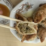 中央亭 - 香ばしいモチモチ感