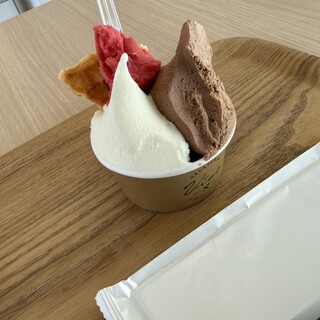 ジェラテリア ヴィヴォ_1