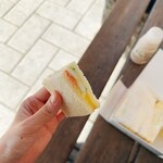 ラヴィアンローズ - きゅうり、ゆで卵、トマト。