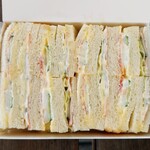 ラヴィアンローズ - 16個入り！？にしてもぎっしり。