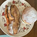 NILS BAKERY - クリームパン、うめ明太