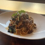 inohana - 旬の野菜とゴボウのミートソースパスタ