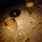 ピーク・ラウンジ - 