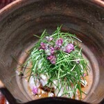 四間道 とりう - ふぐ糸造り、皮と白子あえ