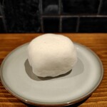 おりじなる大福 御菓子処 養老軒 本店 - あまおう大福とっても大きいです！