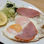 いづみや - ハムエッグ