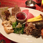 酒場バールポルチーニ - 定番の前菜10種盛り