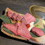 まる良炭火焼肉 - 松阪牛至福盛り