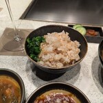 日比谷 モンシェルトントン - ガーリックライス