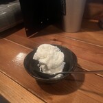 博多もつ鍋 たじまや - 沖縄塩ミルクシャーベット