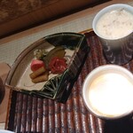 四間道 とりう - ご飯のお供、漬物、自然薯、玉子