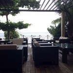 Abaca Restaurant - リゾート感満載の開放的なテラス席！