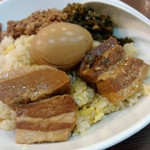 好記園 - ルーロー飯
