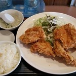 サウスヴィラ - 唐揚げ５定食（１０５０円）です。２０１４年１１月