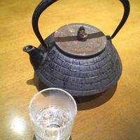 鳥茂 - 白馬錦純米の熱燗800円