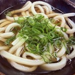 やなぎ屋 - 料理写真:かけうどん(小)
お出汁がとっても美味しかったです♪
持ち帰りで出汁だけ買えば良かったと後悔
うどんはふわふわ柔らかめ
接客がとても良かったです♪