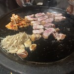 肉×鍋×韓国料理 韓国バル OKOGE 天王寺店 - 