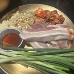 肉×鍋×韓国料理 韓国バル OKOGE 天王寺店 - 